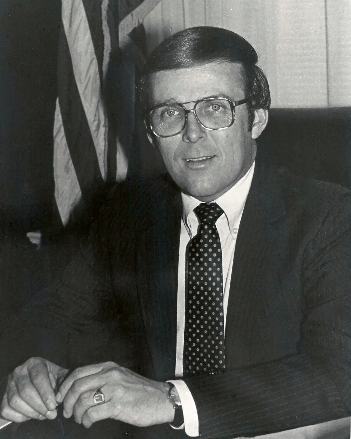 Headshot photo of Byron Dorgan